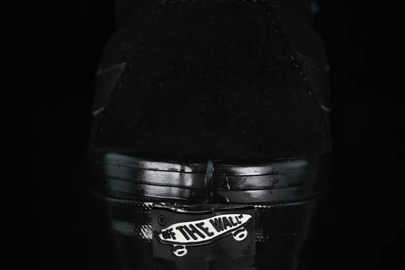 All categories Vans Vans series Vans Mid Vans China Vans Sk8-Mid Reissue 83 High-end branch Black Warrior Suede casual retro skateboard shoes VN000CQQBKA